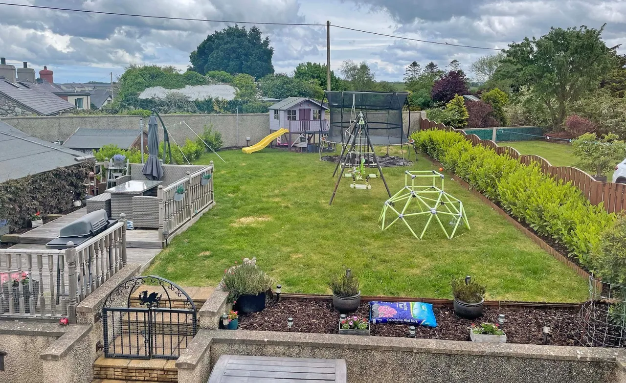 Minffordd Road, Llanrug, LL55, photo 7