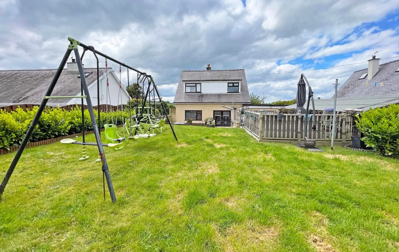 Minffordd Road, Llanrug, LL55, photo 12