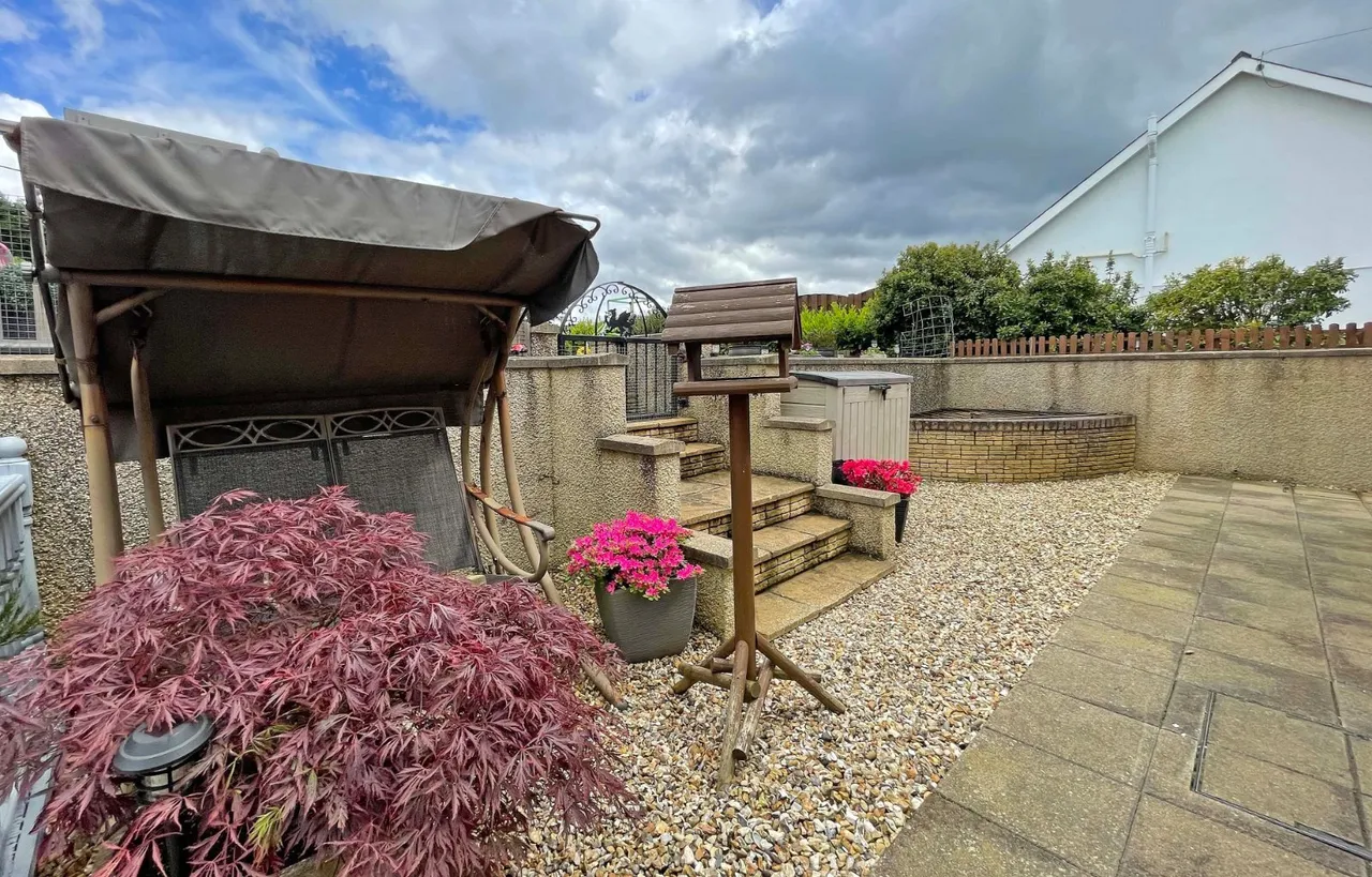 Minffordd Road, Llanrug, LL55, photo 14