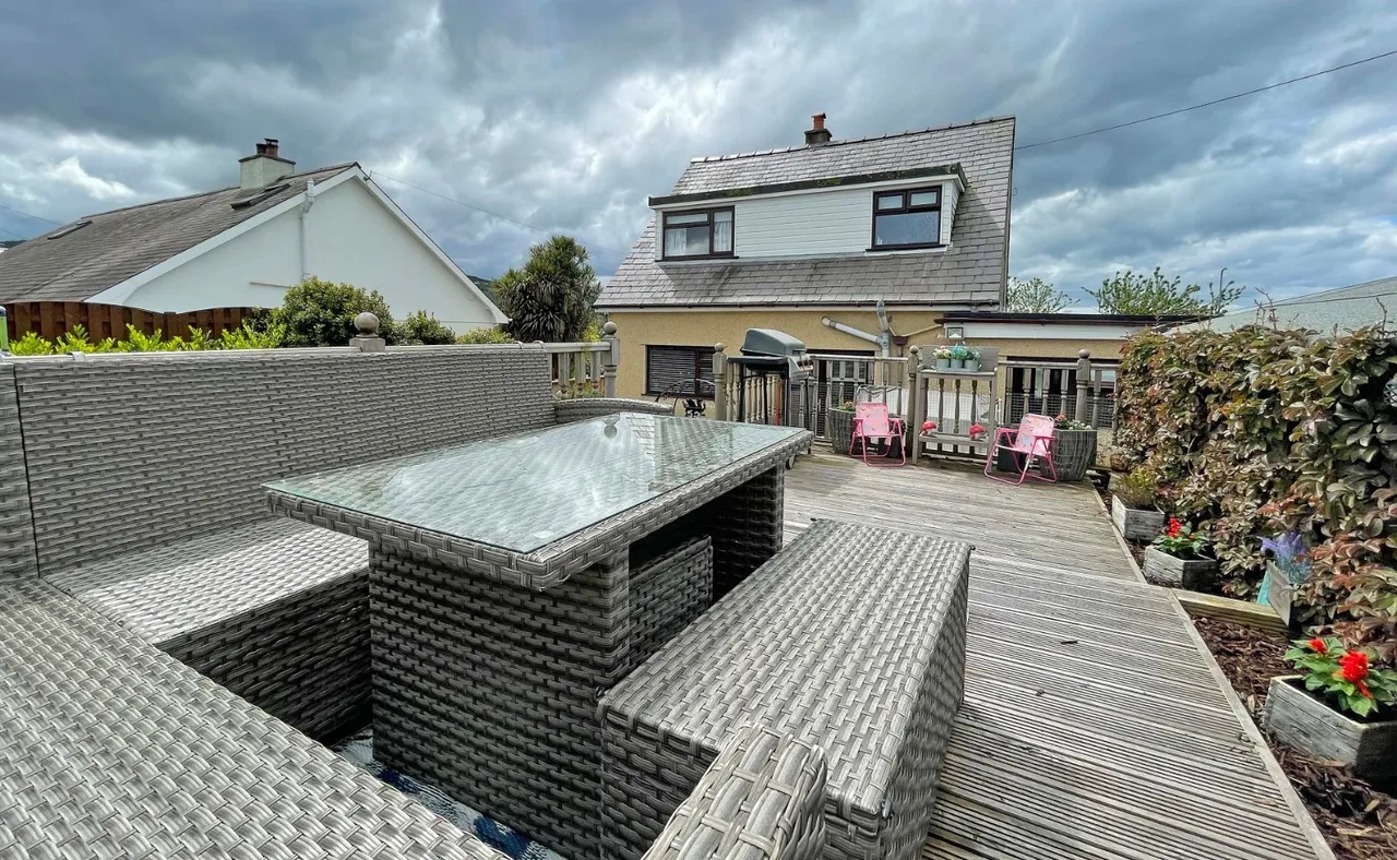Minffordd Road, Llanrug, LL55, photo 9