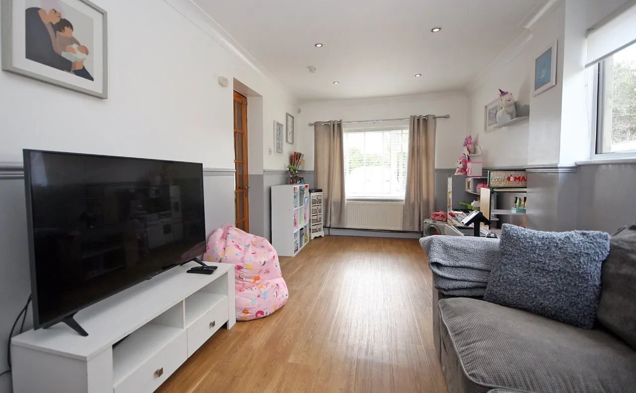 Minffordd Road, Llanrug, LL55, photo 6