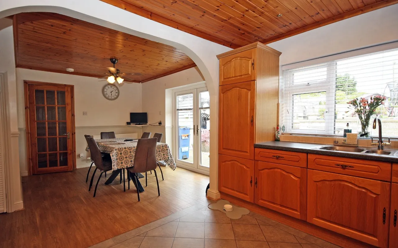 Minffordd Road, Llanrug, LL55, photo 4