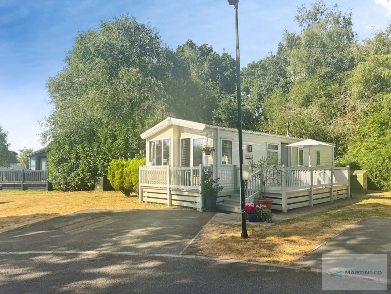 2 bed park home for sale — Oakdene Holiday Park, St. Leonards, Dorset