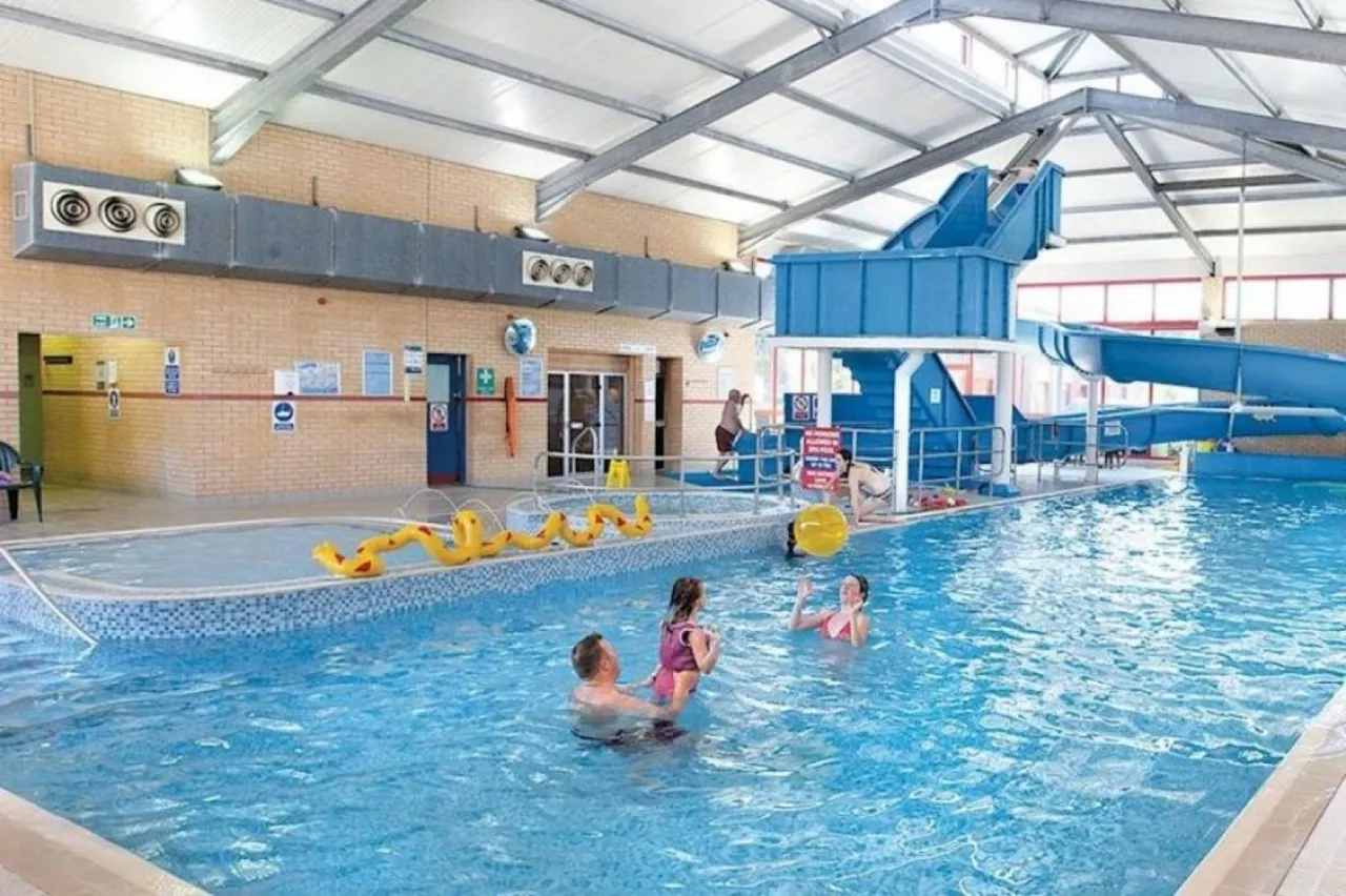 Oakdene Holiday Park, St. Leonards, Dorset, photo 5