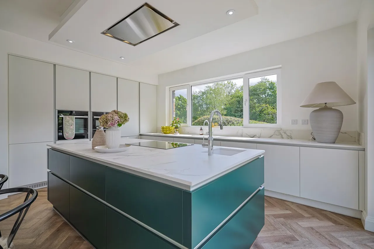 Brookside, Bishopston, photo 5