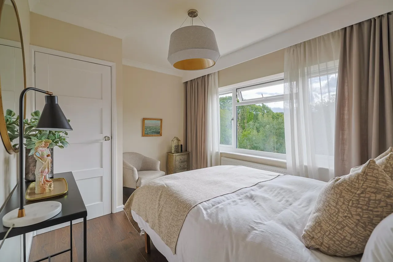 Brookside, Bishopston, photo 30