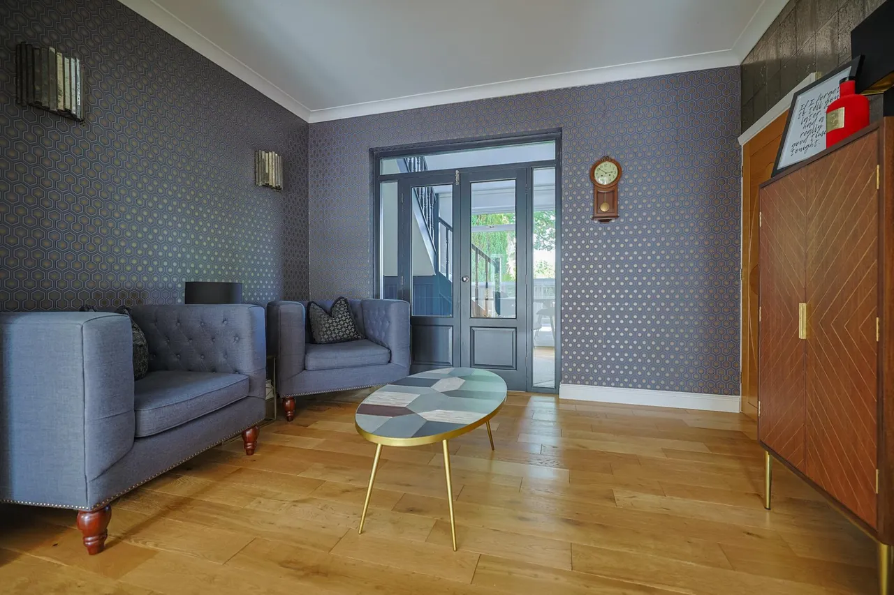 Brookside, Bishopston, photo 12