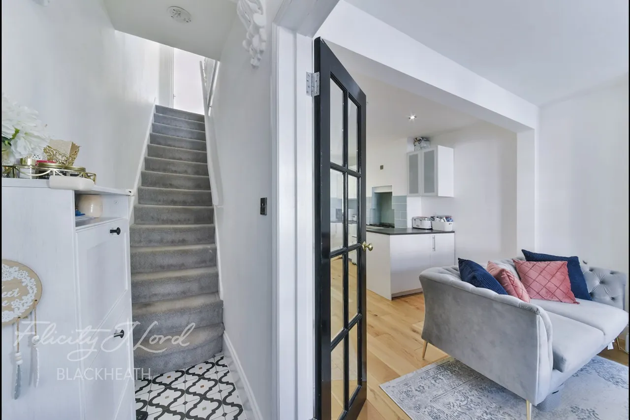 Swingate Lane, Plumstead, photo 10