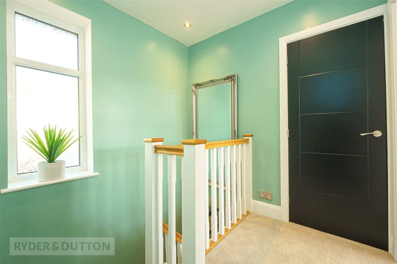 Stoneleigh, Sowerby Bridge, HX6, photo 22