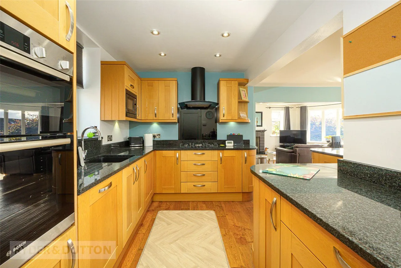 Stoneleigh, Sowerby Bridge, HX6, photo 5