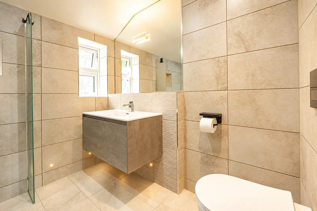 Stoneleigh, Sowerby Bridge, HX6, photo 10