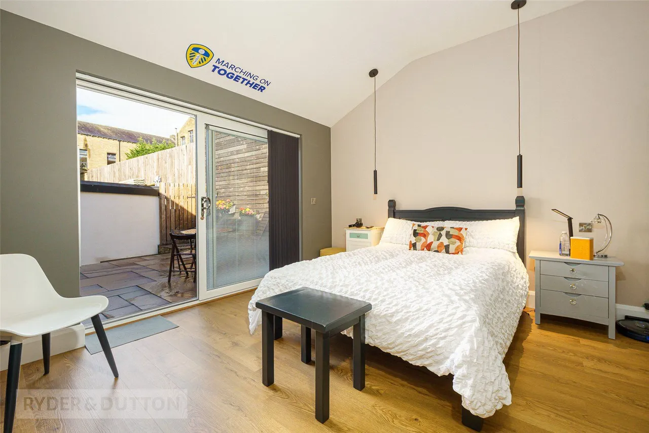 Stoneleigh, Sowerby Bridge, HX6, photo 8
