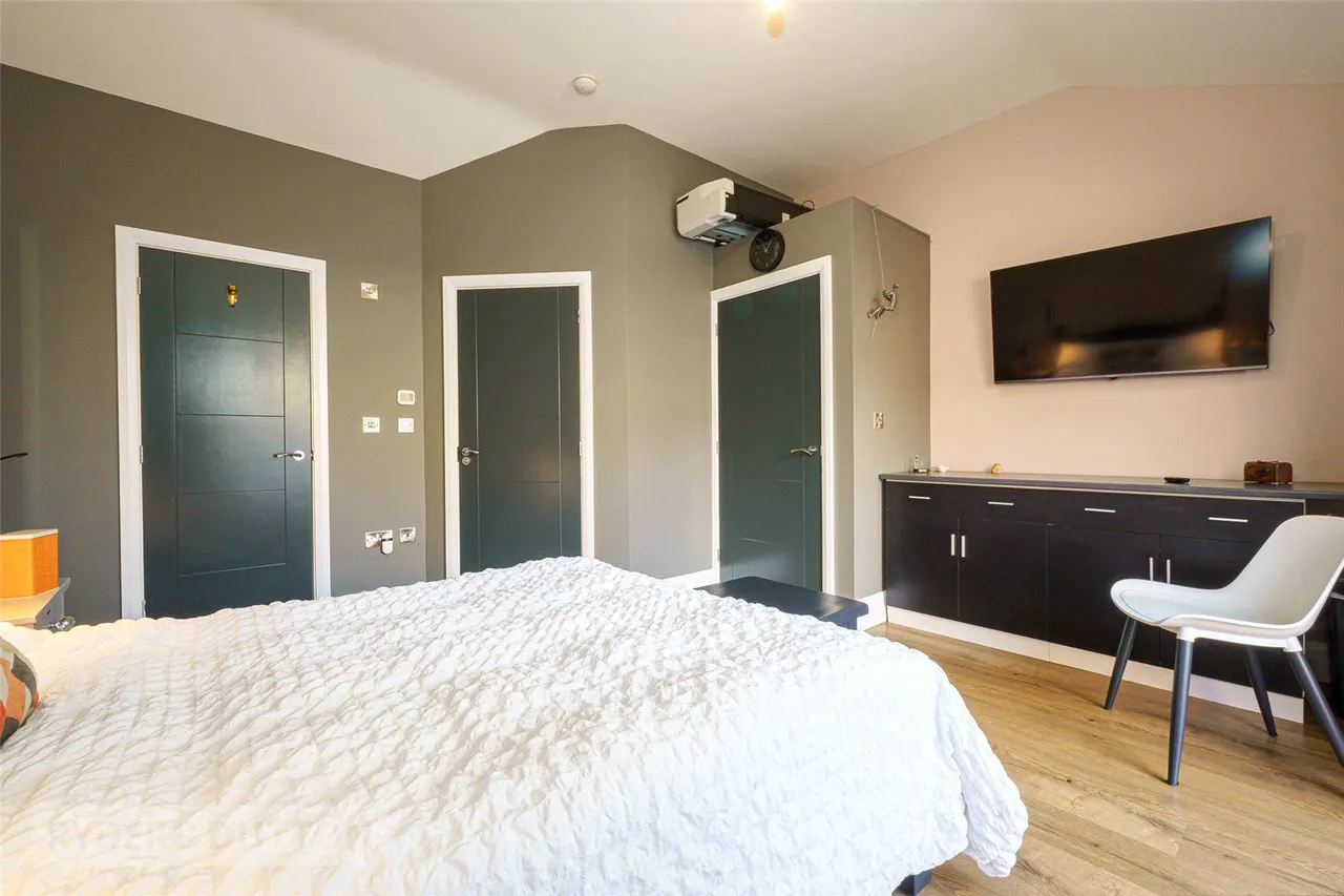 Stoneleigh, Sowerby Bridge, HX6, photo 9