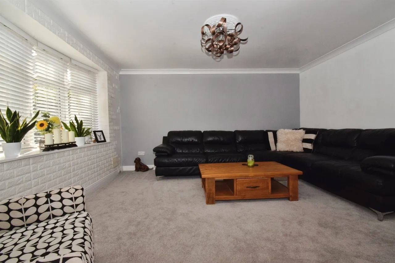 Edward Road, Fleckney, LE8, photo 3