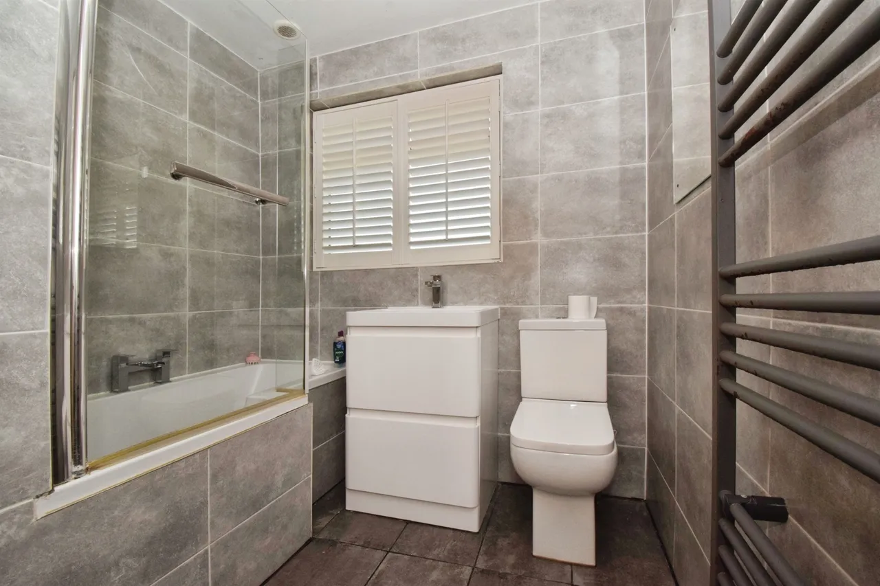 Edward Road, Fleckney, LE8, photo 27