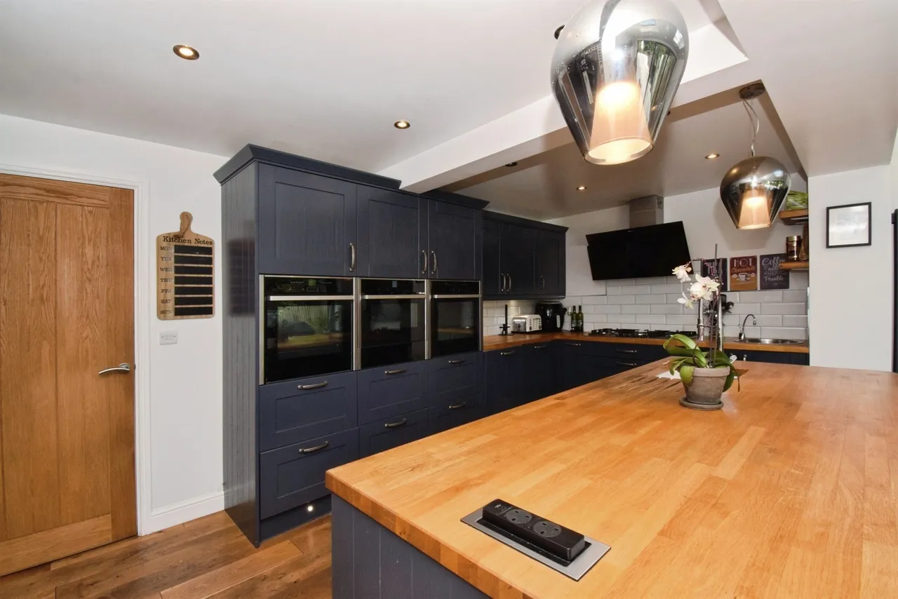 Edward Road, Fleckney, LE8, photo 13
