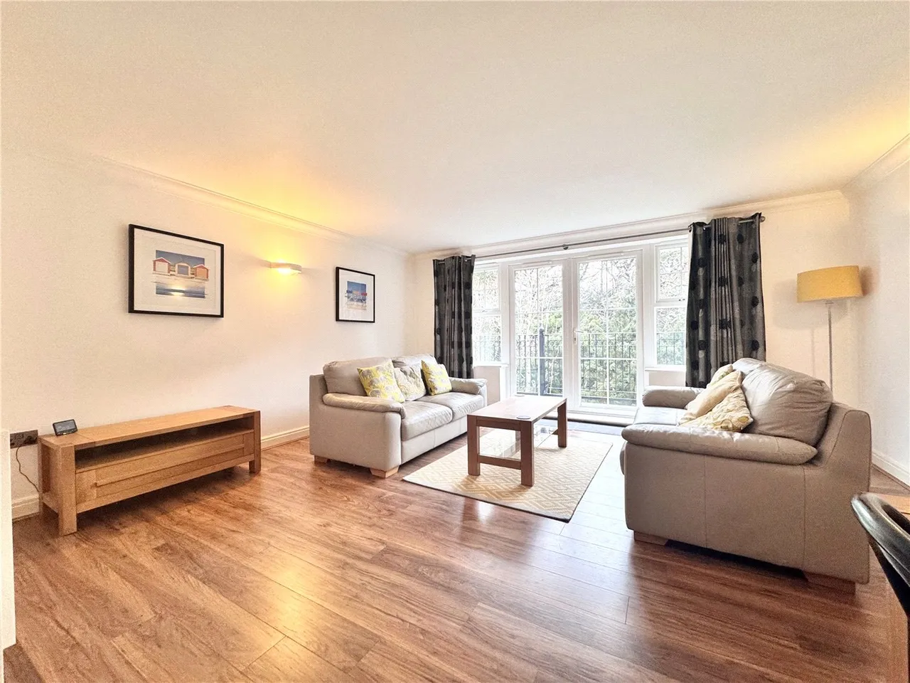 2 bed flat for sale — Pineridge, 17 Rosemount Road, Bournemouth, Dorset, BH4