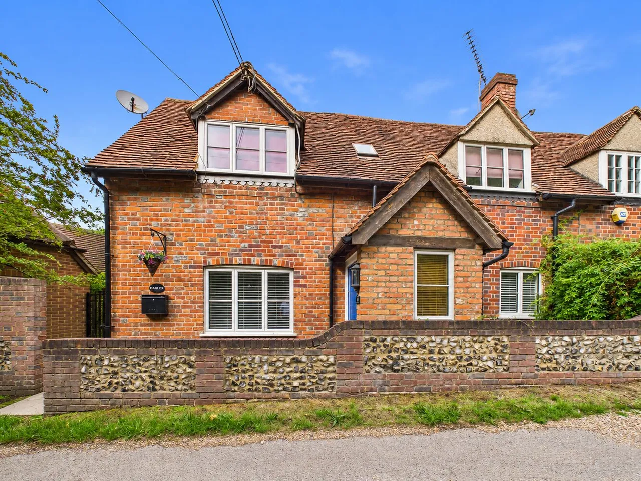 3 bed house for sale, Gables, Under The Wood, SL7