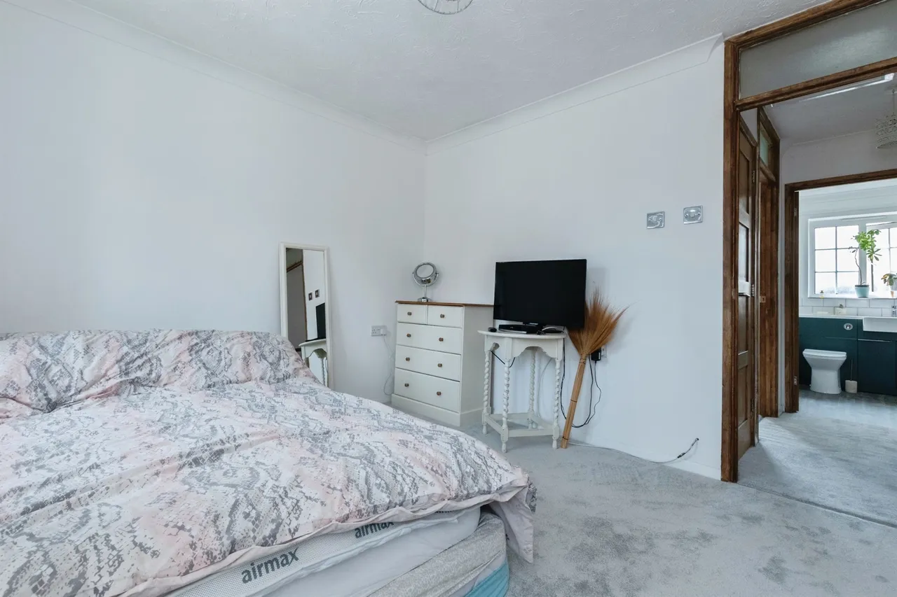 Flaxfields End, Fordingbridge, SP6, photo 14