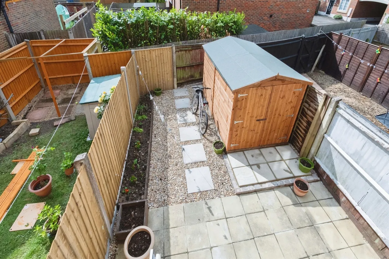 Flaxfields End, Fordingbridge, SP6, photo 18