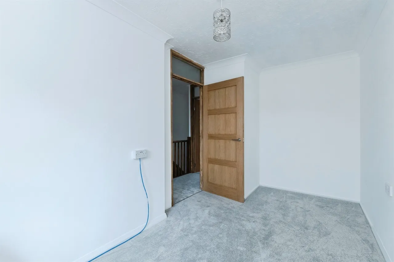 Flaxfields End, Fordingbridge, SP6, photo 16