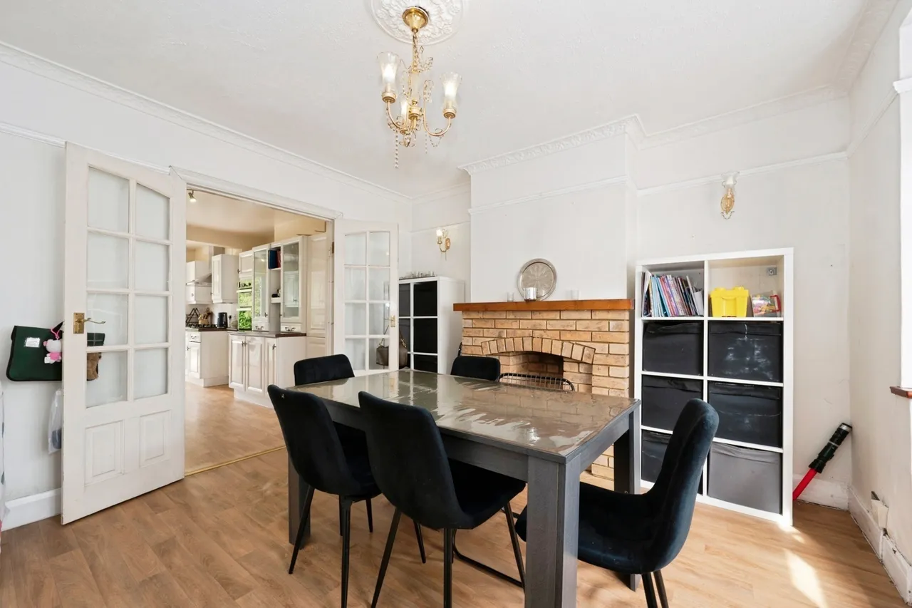 Longfellow Road, Worcester Park, KT4, photo 3
