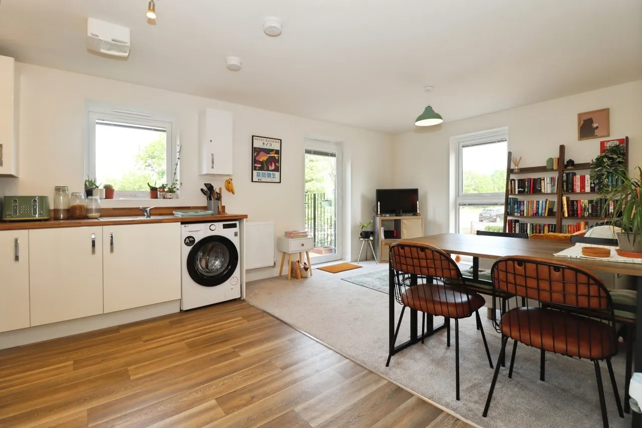 Dowsell Way, Yate, Bristol, Gloucestershire, BS37, photo 5