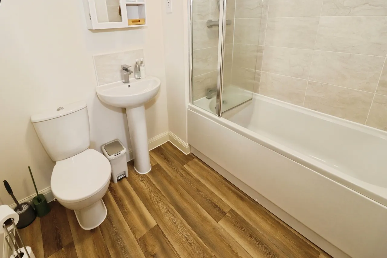 Dowsell Way, Yate, Bristol, Gloucestershire, BS37, photo 9
