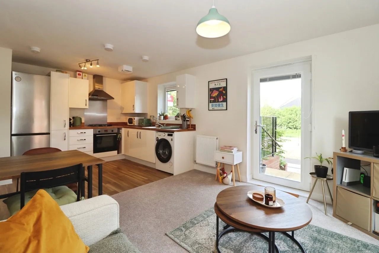 Dowsell Way, Yate, Bristol, Gloucestershire, BS37, photo 3
