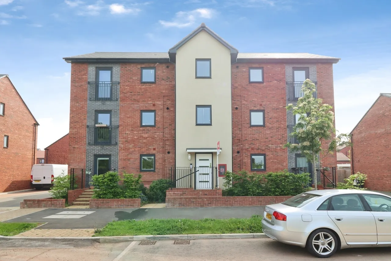 Dowsell Way, Yate, Bristol, Gloucestershire, BS37, photo 15