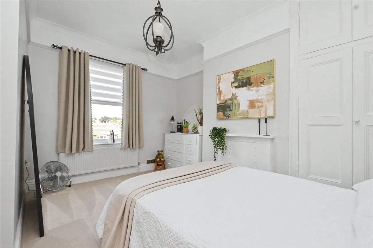 Oulton Lane, Rothwell, LS26, photo 8