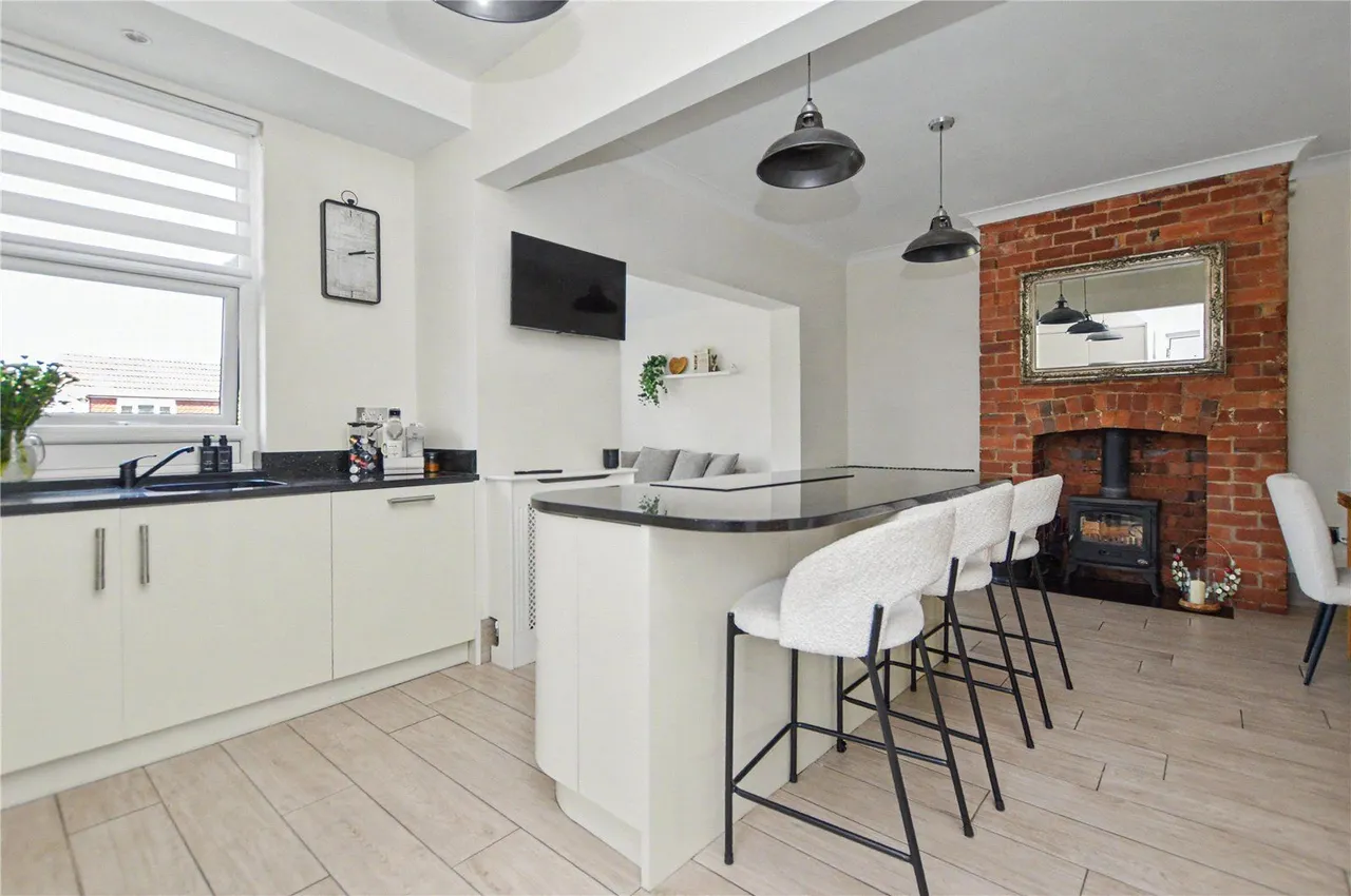 Oulton Lane, Rothwell, LS26, photo 13