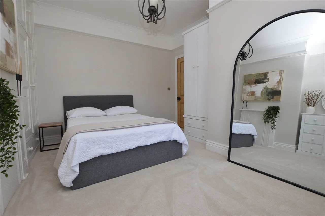 Oulton Lane, Rothwell, LS26, photo 6