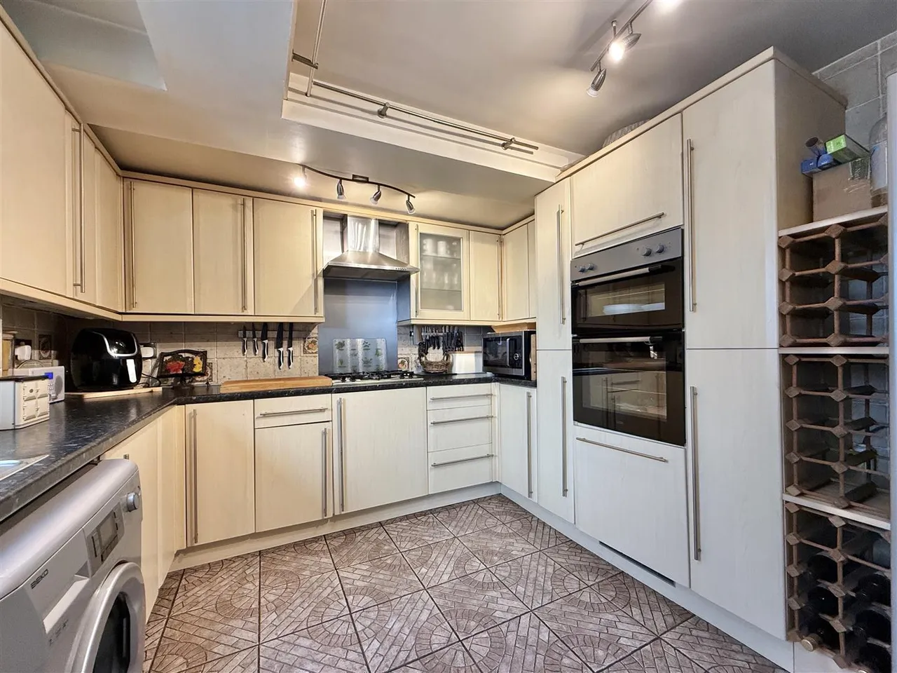 Mount Pleasant Road, Brixham, photo 13