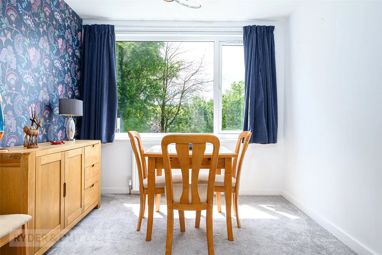 Pennine View, Linthwaite, HD7, photo 5