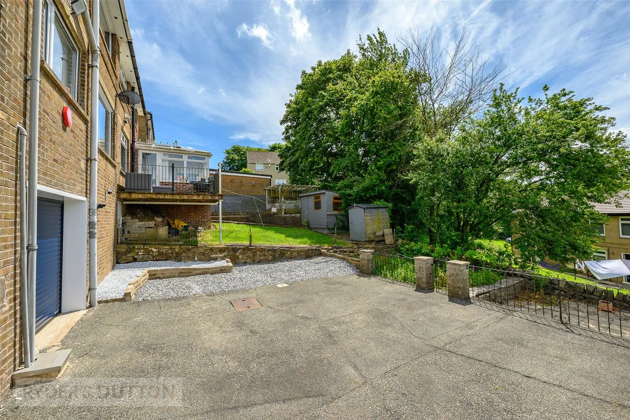 Pennine View, Linthwaite, HD7, photo 17