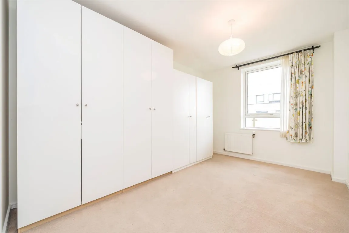 Stanley Road, W3, photo 5