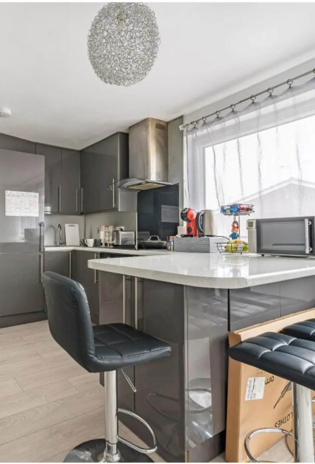 Oxford Gardens, Whetstone, London, Greater London, N20 9AG, photo 4