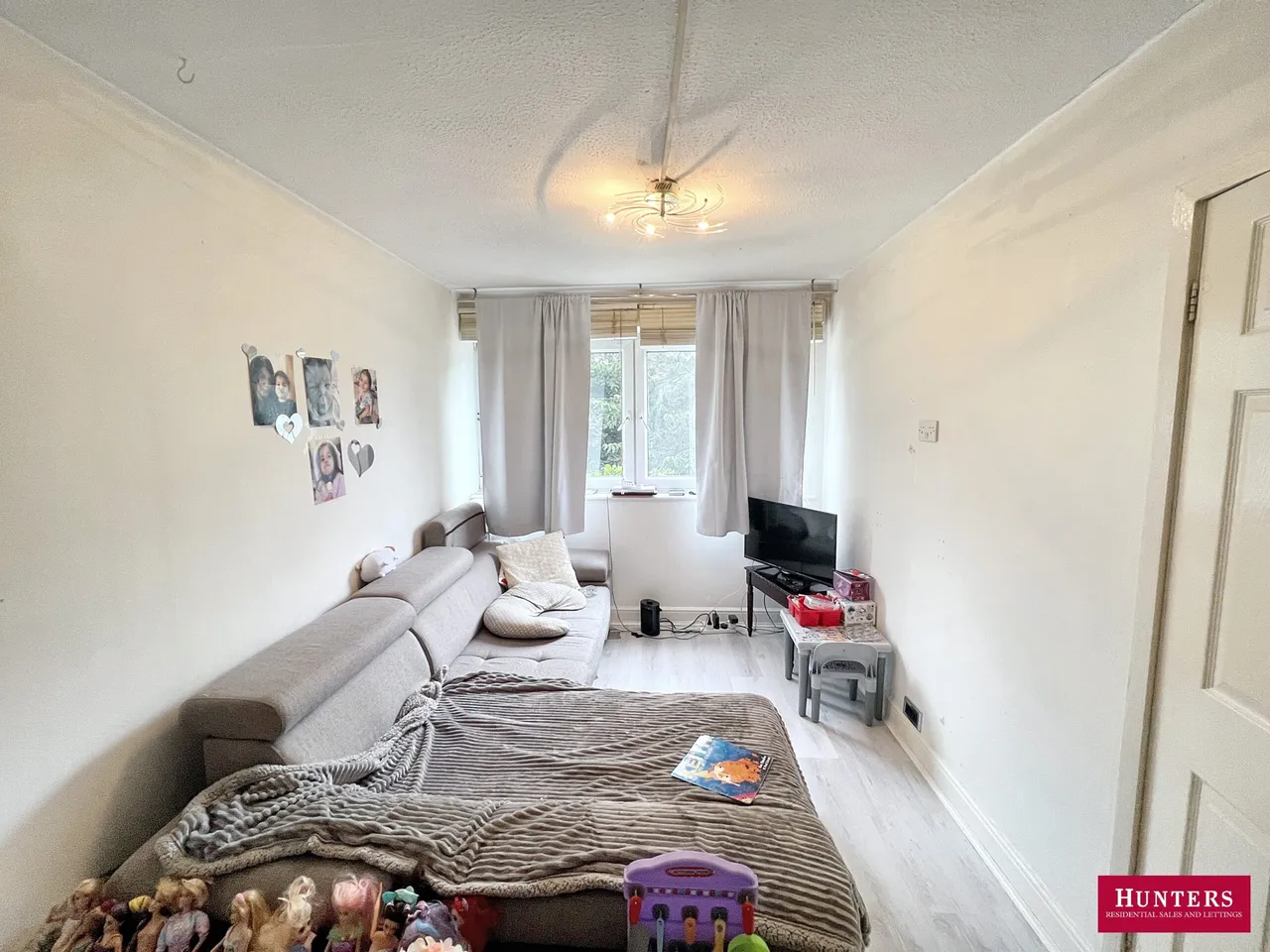 Oxford Gardens, Whetstone, London, Greater London, N20 9AG, photo 10