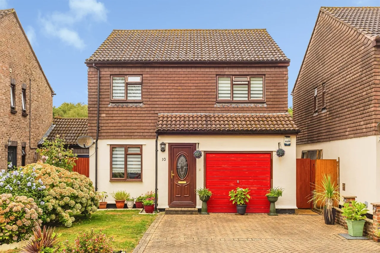 4 bed house for sale — The Willows, Burgess Hill