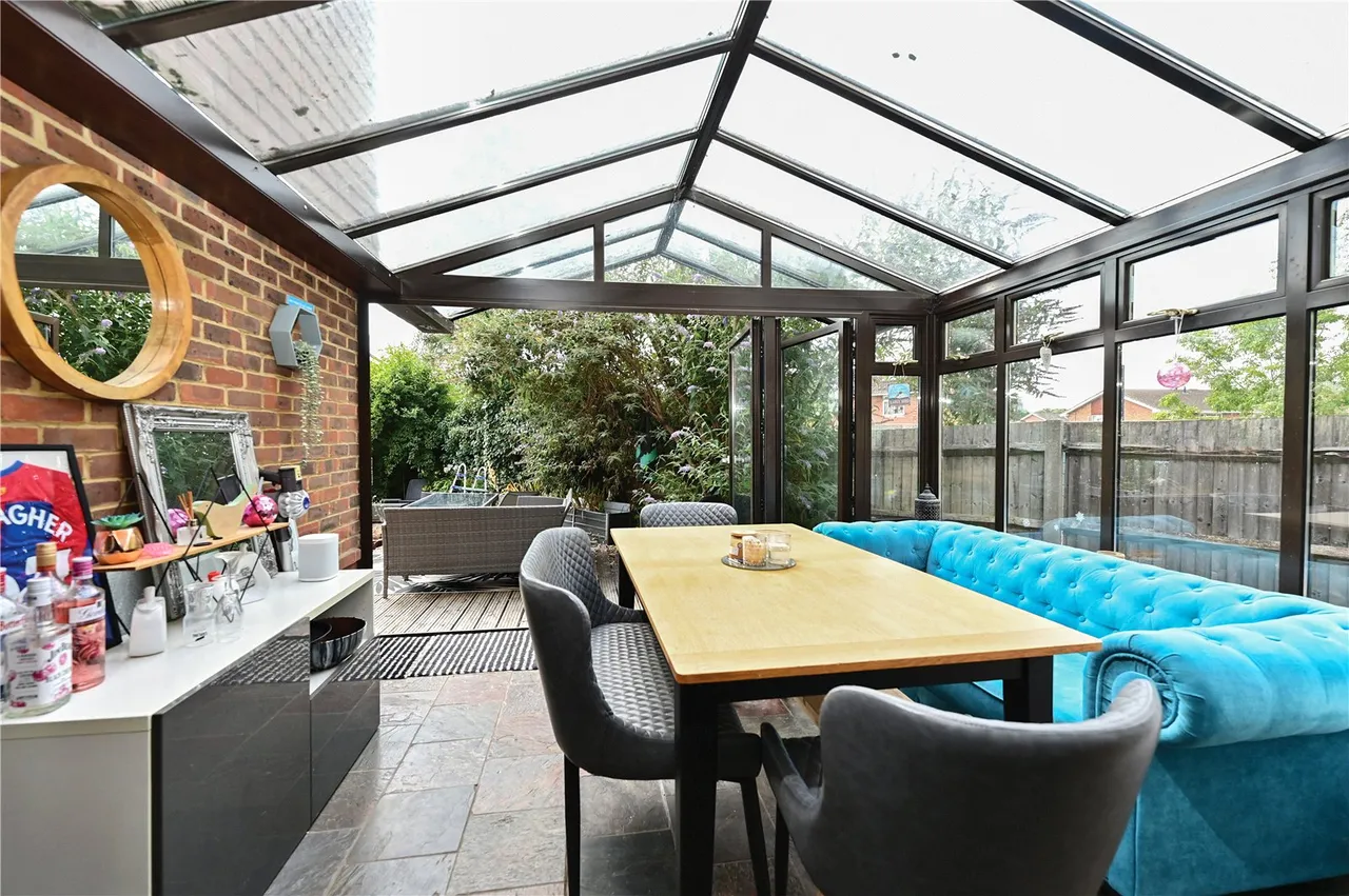 Bridge Mews, Tongham, Farnham, Surrey, GU10 1ER, photo 3