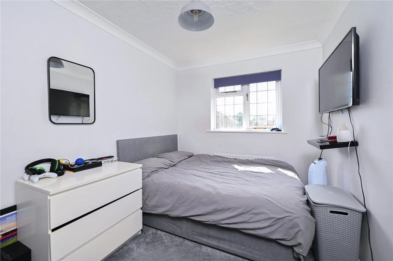Bridge Mews, Tongham, Farnham, Surrey, GU10 1ER, photo 10