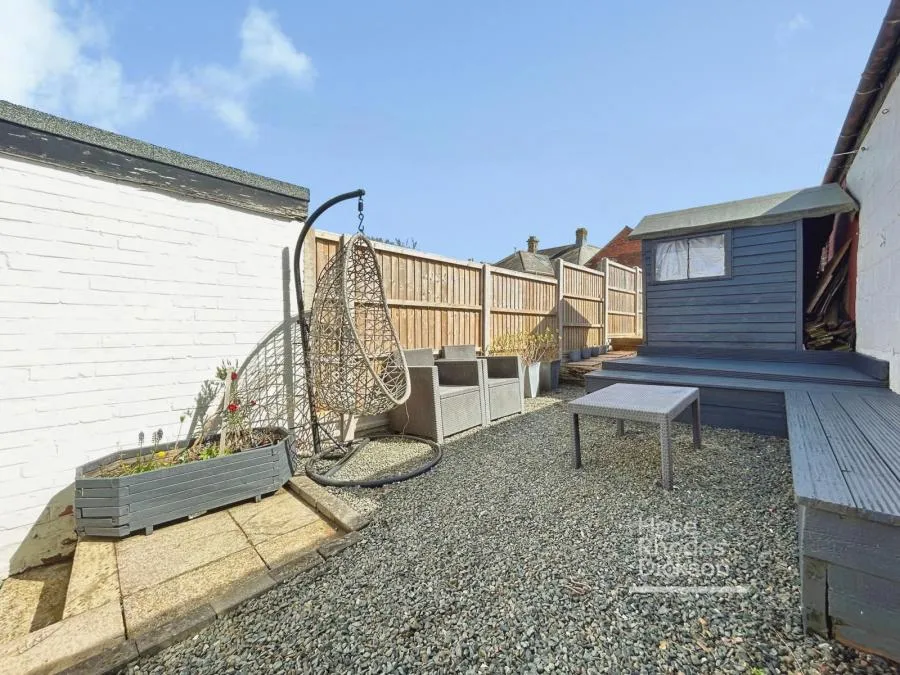 Fellows Road, Cowes, PO31, photo 13