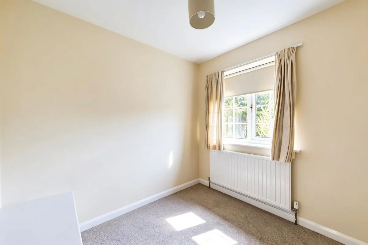 Brentwood Road, Herongate, Brentwood, photo 10