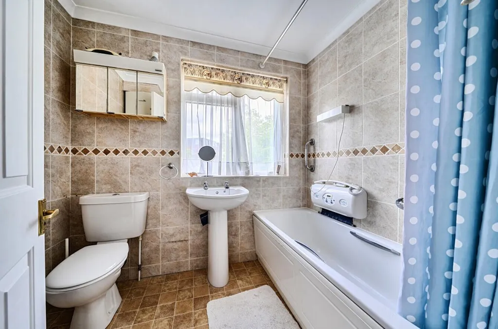 Croydon Road, Westerham, photo 10