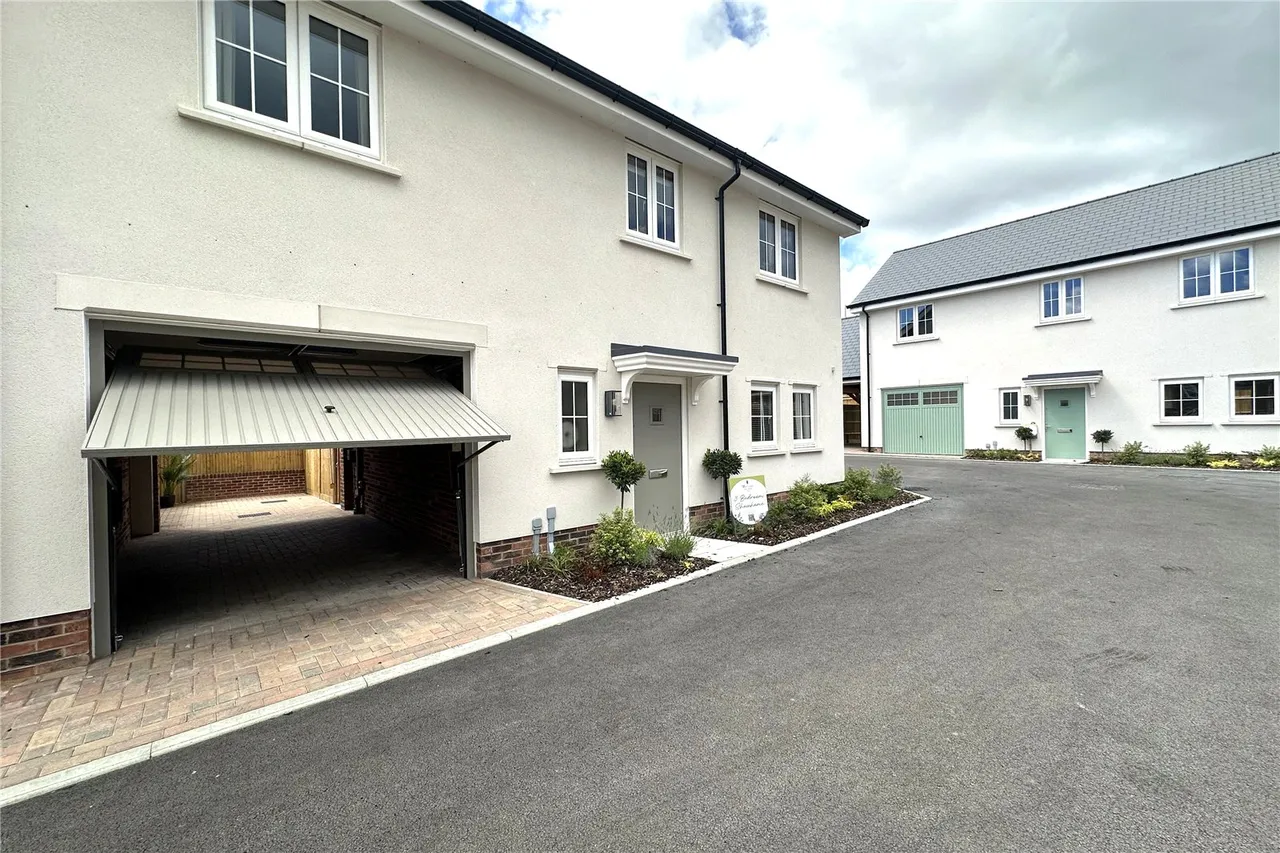 Hartland Village, Ively Road Fleet, Fleet, GU51 3GL, photo 14