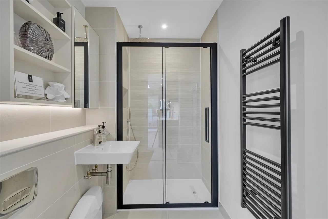 Craneford House, Twickenham, TW2, photo 3