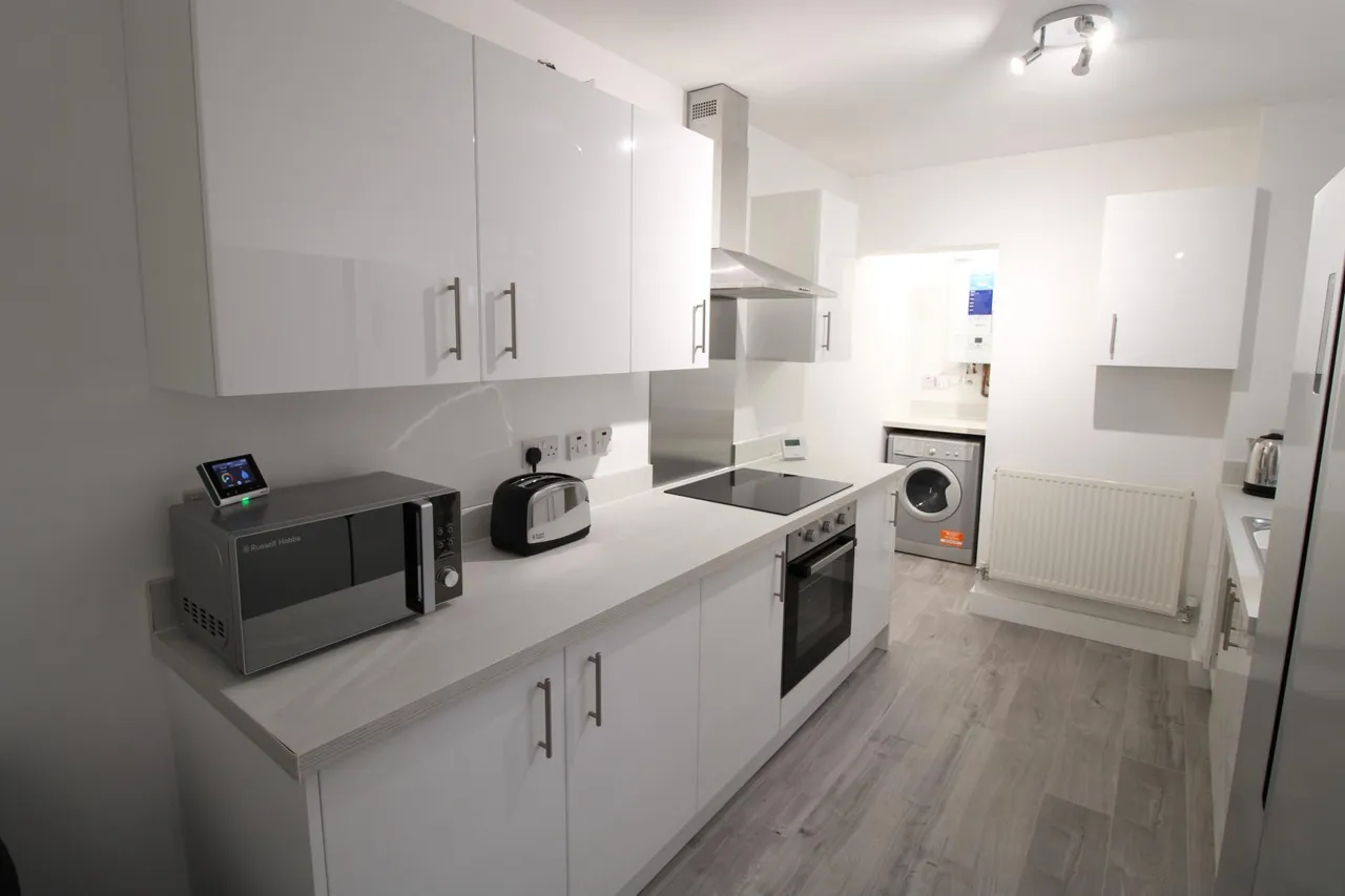 Calais Road, Burton upon Trent, DE13, photo 6
