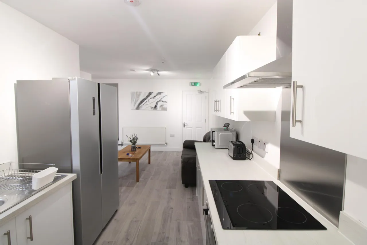 Calais Road, Burton upon Trent, DE13, photo 5