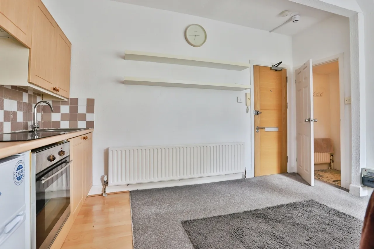 Knyveton Road, Bournemouth, BH1, photo 9